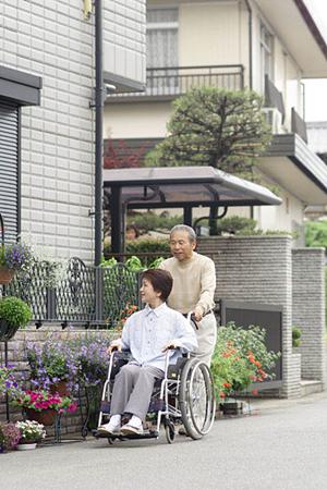 静岡の眼科でできる眼内コンタクトレンズ